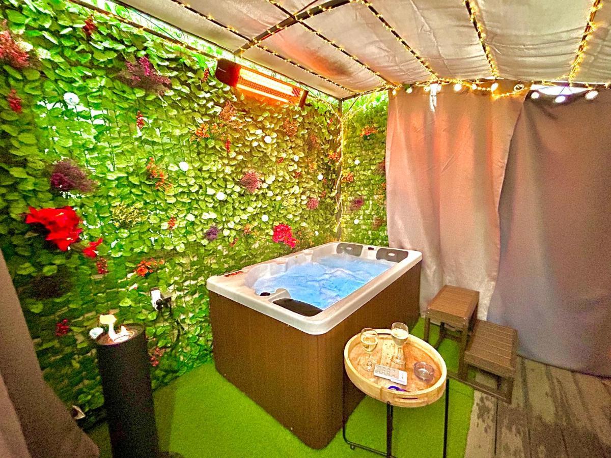 La Lover'S Jungle Pont-Sur-Yonne Экстерьер фото